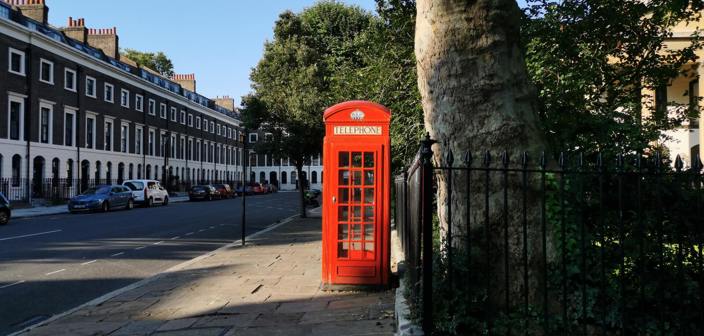 Photo of a London phonebox in trinity square southwark Photo by Francais a Londres on Unsplash